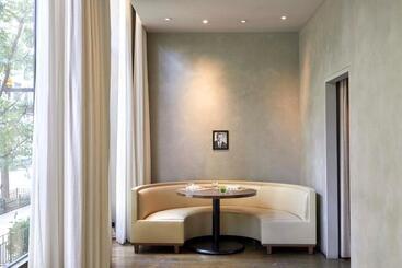 هتل Ambassador Chicago, Part Of Jdv By Hyatt