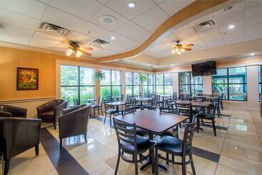 Hotel Anchorage Inn And Suites