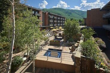 هتل Aspen Square Condominium