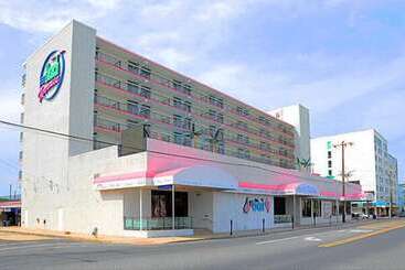 هتل Beach Terrace Motor Inn