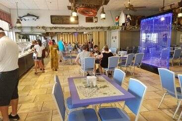 هتل Beach Terrace Motor Inn