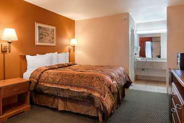 هتل Best Western Tulsa Airport
