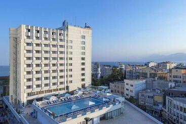 هتل Best Western Plus Khan