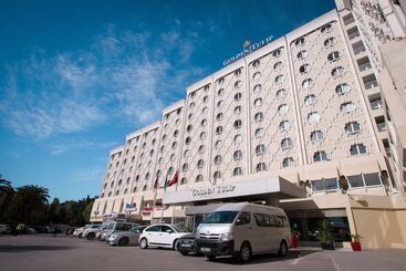 هتل Golden Tulip El Mechtel