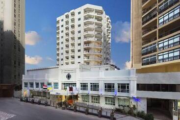 هتل Hilton Alexandria Corniche