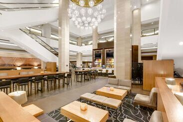 هتل Hilton Anaheim