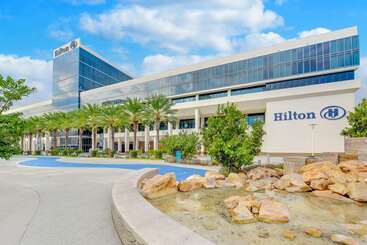 هتل Hilton Anaheim