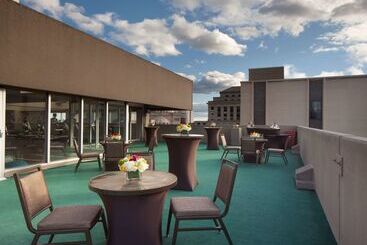 هتل Hilton Boston Back Bay