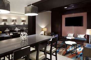 هتل Hilton Boston Back Bay