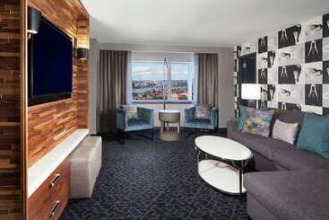 هتل Hilton Boston Back Bay