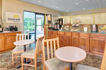 هتل Howard Johnson By Wyndham Galloway Atlantic City Area