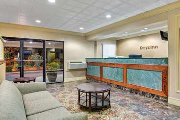 هتل Howard Johnson By Wyndham Galloway Atlantic City Area