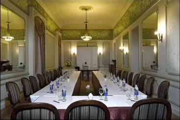 Le Metropole Luxury Heritage Hotel Since 1902 By Paradise Inn Group