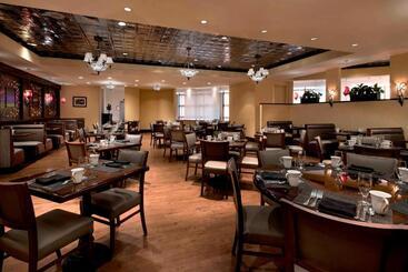 هتل Marriott Albany