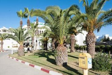 هتل L Orient Palace Resort And Spa