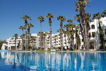 هتل L Orient Palace Resort And Spa