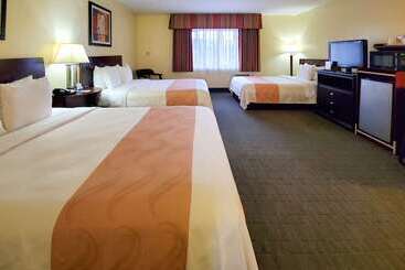 هتل Quality Inn & Suites Anaheim At The Park