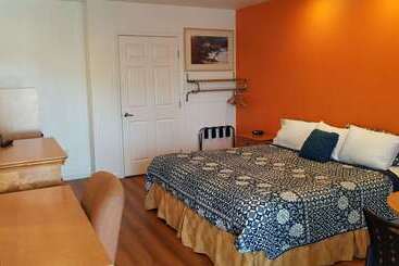 هتل Rodeway Inn Alamedaoakland
