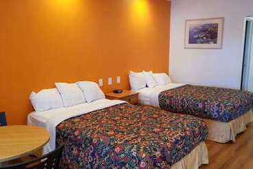 هتل Rodeway Inn Alamedaoakland
