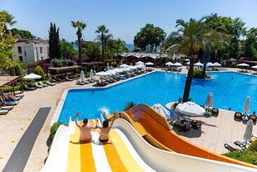 Side Star Elegance Hotel   Ultra All Inclusive