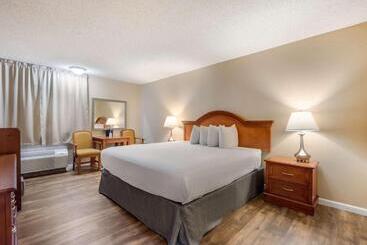 Surestay Plus Hotel By Best Western Reno Airport