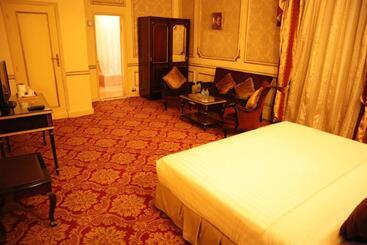 Windsor Palace Luxury Heritage Hotel Since 1906 By Paradise Inn Group