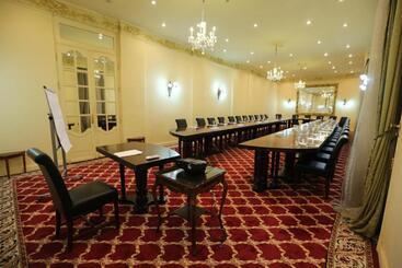 Windsor Palace Luxury Heritage Hotel Since 1906 By Paradise Inn Group