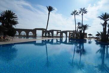 هتل Zita Beach Resort
