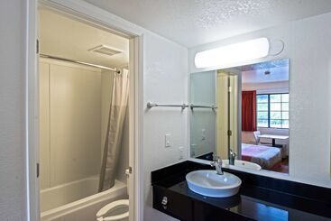 Motel 6 Redding, Ca  South