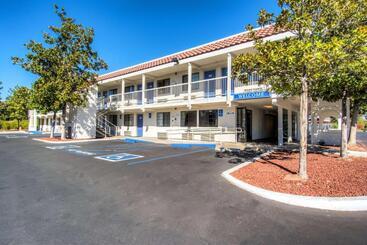 Motel 6 Redding, Ca  South