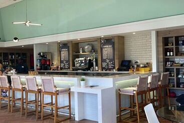استراحتگاه Bahia Mar Ft. Lauderdale Beach  A Doubletree By Hilton