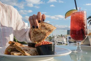 استراحتگاه Bahia Mar Ft. Lauderdale Beach  A Doubletree By Hilton
