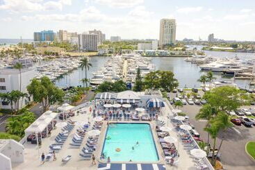 استراحتگاه Bahia Mar Ft. Lauderdale Beach  A Doubletree By Hilton