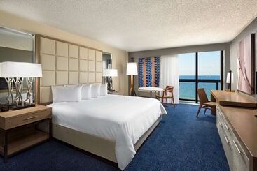 استراحتگاه Bahia Mar Ft. Lauderdale Beach  A Doubletree By Hilton