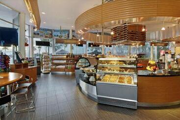 استراحتگاه Bahia Mar Ft. Lauderdale Beach  A Doubletree By Hilton
