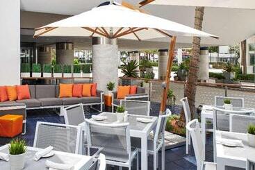 استراحتگاه Bahia Mar Ft. Lauderdale Beach  A Doubletree By Hilton