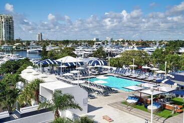 استراحتگاه Bahia Mar Ft. Lauderdale Beach  A Doubletree By Hilton