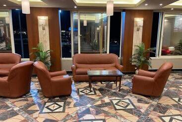 Trio Hotel Kaoud Sporting