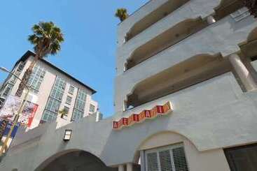 هتل Soma House