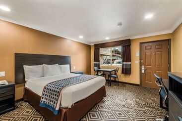 هتل Americas Best Value Inn Ukiah