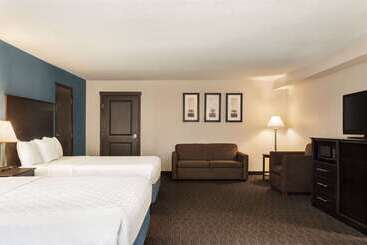 هتل Americinn By Wyndham La Crosse Riverfrontconference Center