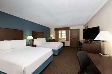 هتل Americinn By Wyndham La Crosse Riverfrontconference Center