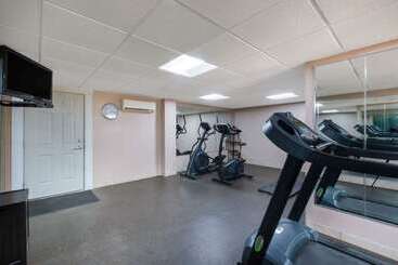 هتل Americinn By Wyndham La Crosse Riverfrontconference Center