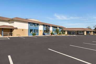 هتل Americinn By Wyndham La Crosse Riverfrontconference Center