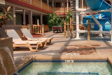 هتل Americinn By Wyndham La Crosse Riverfrontconference Center