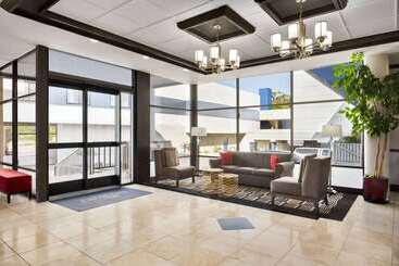 فندق Baymont By Wyndham Monterey Park