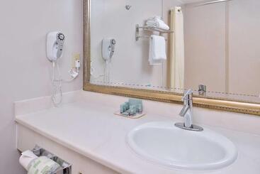 Best Western Airpark Hotel   Los Angeles Lax Airport