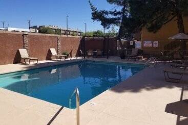 Best Western Airport Albuquerque Innsuites Hotel & Suites