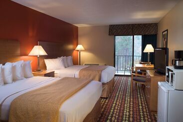 هتل Best Western Ambassador Inn & Suites