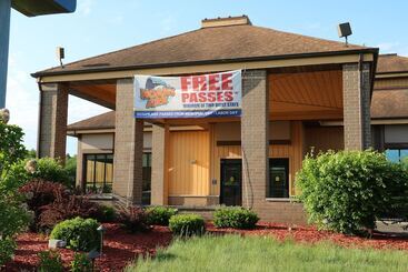 هتل Best Western Ambassador Inn & Suites